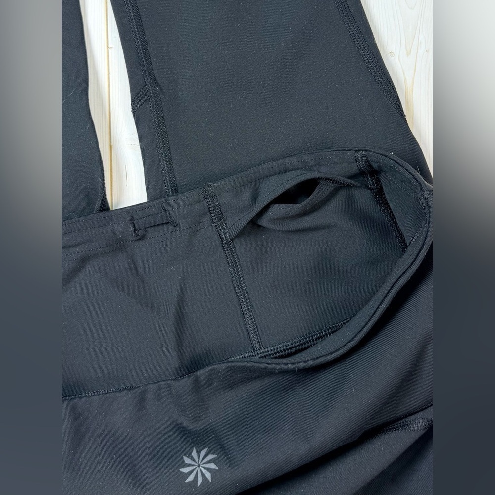 Athleta Capri Leggings in Black Size Small - Picture 5 of 11